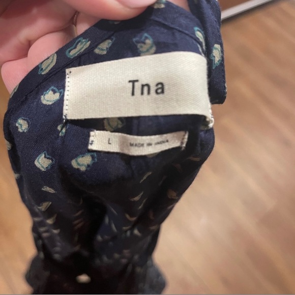 TNA tunic - Picture 2 of 3